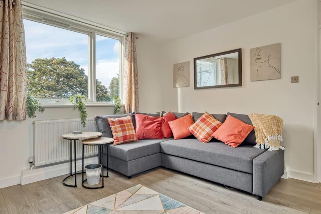 Hidden Gem In Battersea W/ Free Parking Apartment Londra Exterior foto